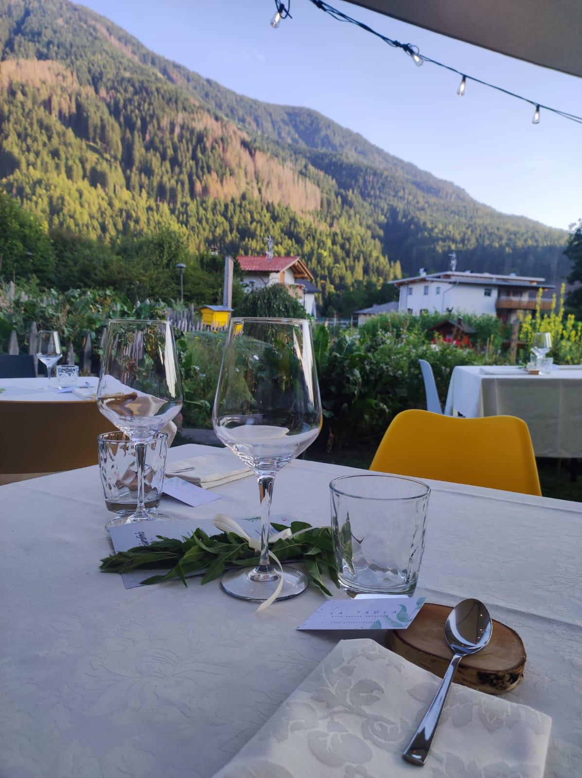 Cena in giardino